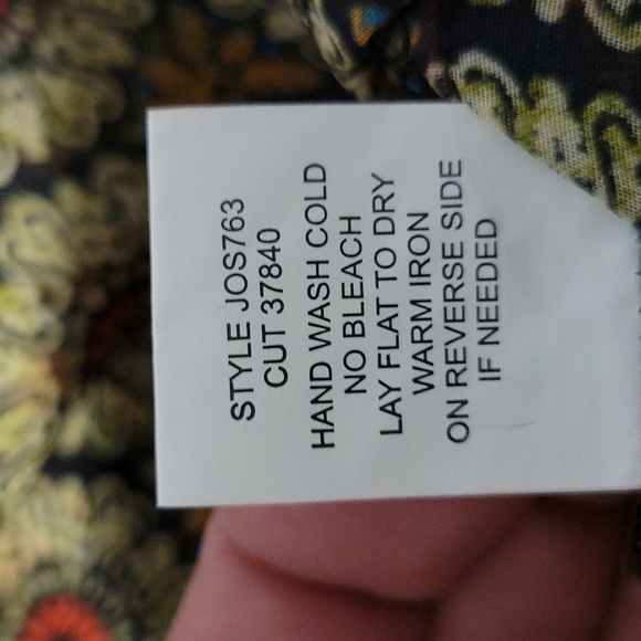 Olive Hill XL colorful flowy boho top - Picture 5 of 9